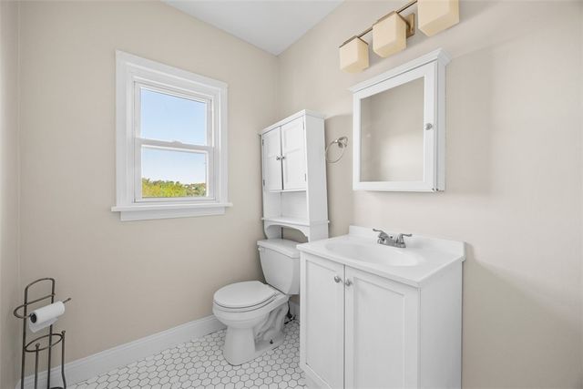 5611 Wickliff St, Lawrenceville, PA 15201