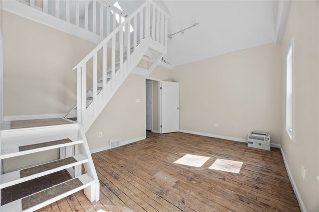 5611 Wickliff St, Lawrenceville, PA 15201