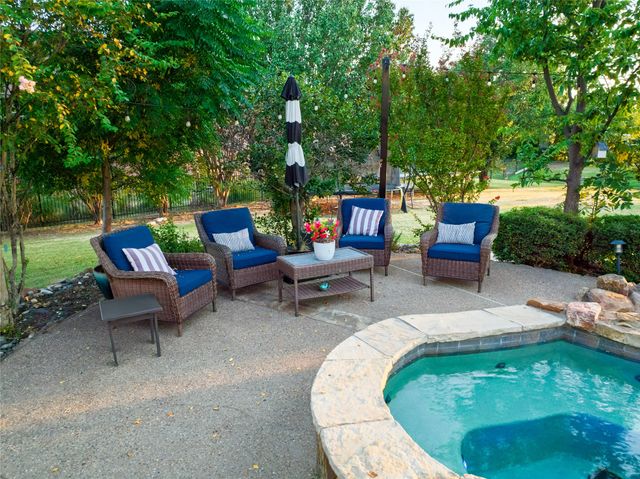 250 Whistling Duck Lane, Double Oak, TX 75077