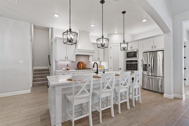 210 Miranda WAY, Georgetown, TX 78633