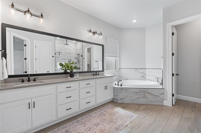 210 Miranda WAY, Georgetown, TX 78633