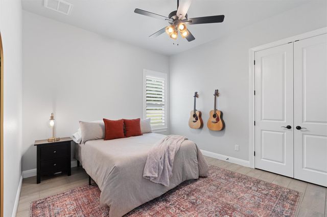 210 Miranda WAY, Georgetown, TX 78633