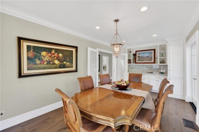 405 Blumont Street, Laguna Beach, CA 92651