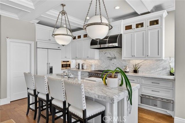 405 Blumont Street, Laguna Beach, CA 92651