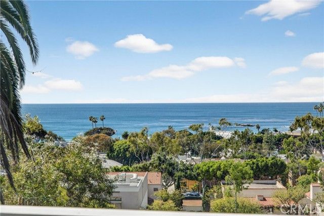 405 Blumont Street, Laguna Beach, CA 92651