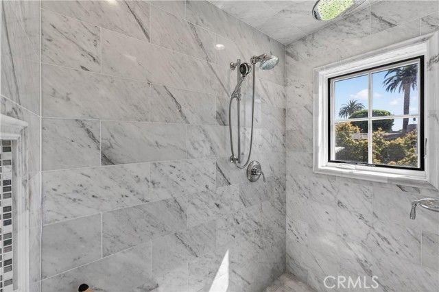 405 Blumont Street, Laguna Beach, CA 92651