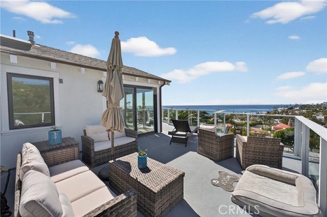 405 Blumont Street, Laguna Beach, CA 92651