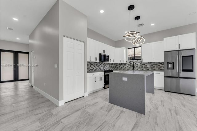 2947 NW 9th Street, Fort Lauderdale, FL 33311