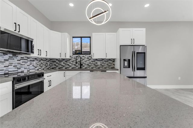2947 NW 9th Street, Fort Lauderdale, FL 33311