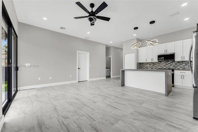 2947 NW 9th Street, Fort Lauderdale, FL 33311