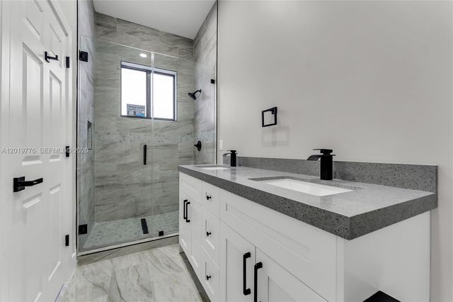 2947 NW 9th Street, Fort Lauderdale, FL 33311