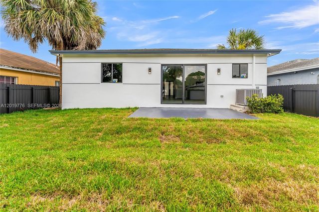 2947 NW 9th Street, Fort Lauderdale, FL 33311