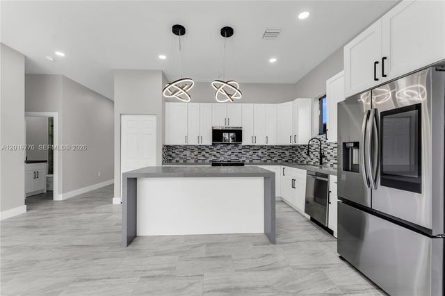 2947 NW 9th Street, Fort Lauderdale, FL 33311