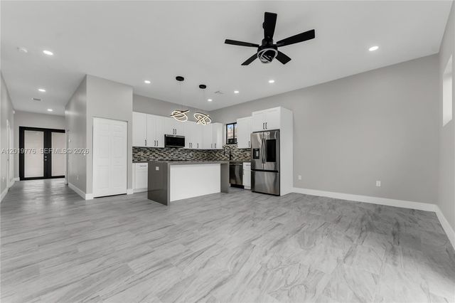 2947 NW 9th Street, Fort Lauderdale, FL 33311