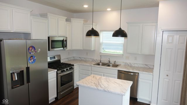942 Maple Stone Drive, Greenwood, IN 46143