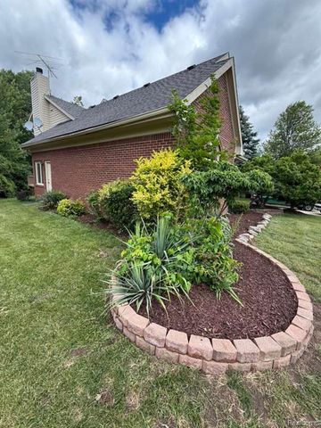 7782 Watford Drive, West Bloomfield, MI 48322