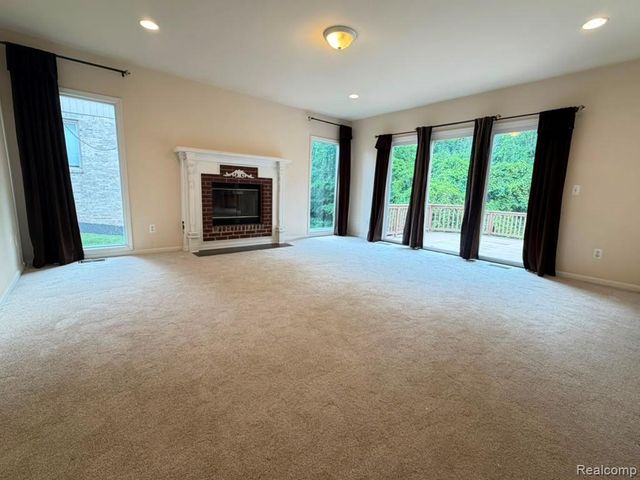 7782 Watford Drive, West Bloomfield, MI 48322