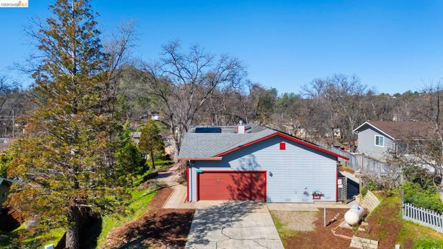 20504 Tracy Court, Soulsbyville, CA 95372