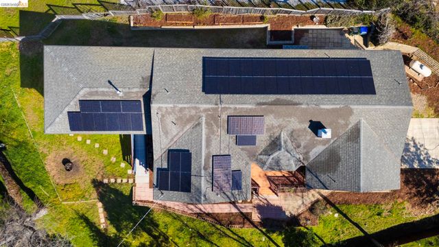 20504 Tracy Court, Soulsbyville, CA 95372