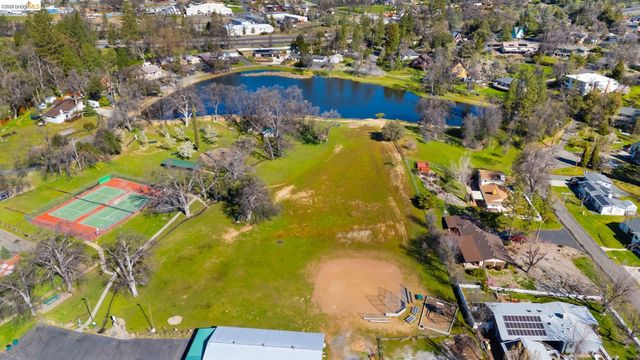 20504 Tracy Court, Soulsbyville, CA 95372