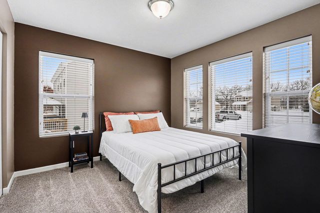 1401 Springview Court, Yankee Springs Twp, MI 49333