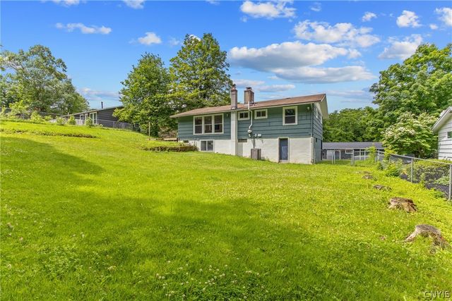 126 Cashin Drive, Manlius, NY 13066