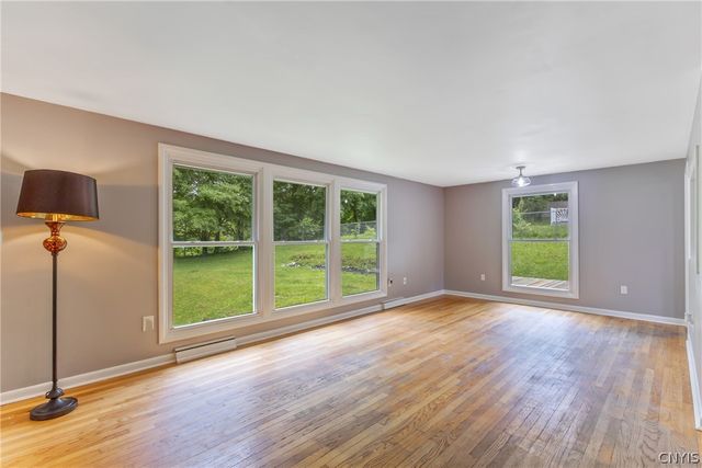 126 Cashin Drive, Manlius, NY 13066