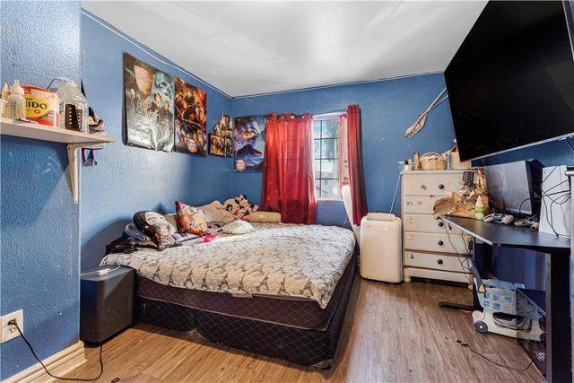 9207 S Central, Los Angeles, CA 90002