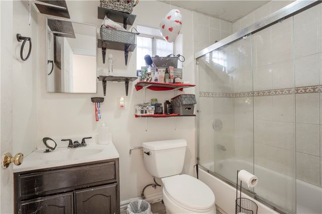 9207 S Central, Los Angeles, CA 90002