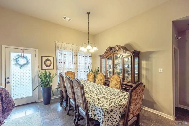 453 Christopher Dr, Houma, LA 70364