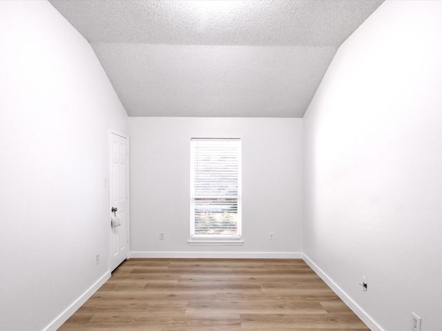 7562 John T White Road, Fort Worth, TX 76120