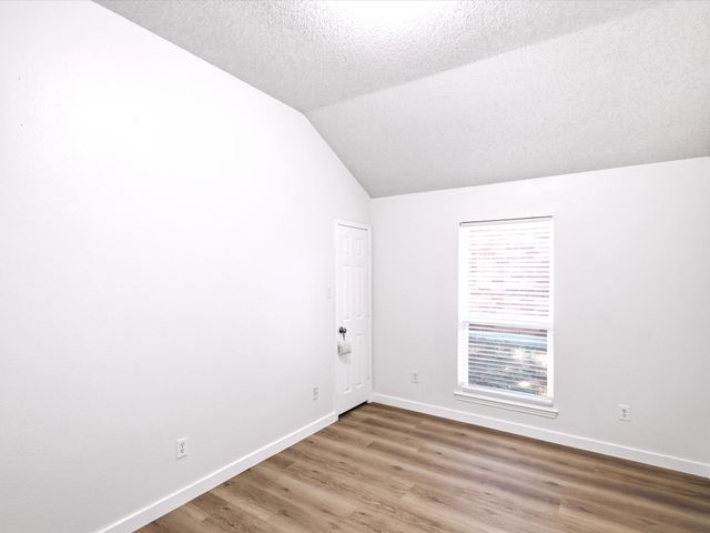 7562 John T White Road, Fort Worth, TX 76120