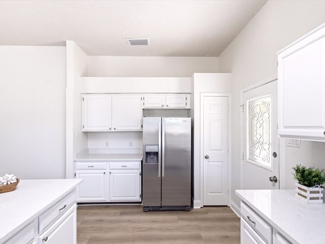 7562 John T White Road, Fort Worth, TX 76120