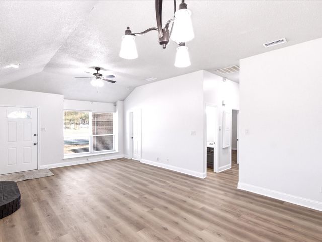 7562 John T White Road, Fort Worth, TX 76120