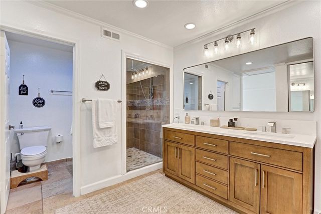 904 S Ridgecrest Circle, Anaheim, CA 92807