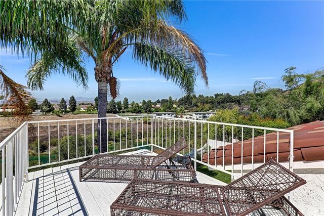 904 S Ridgecrest Circle, Anaheim, CA 92807