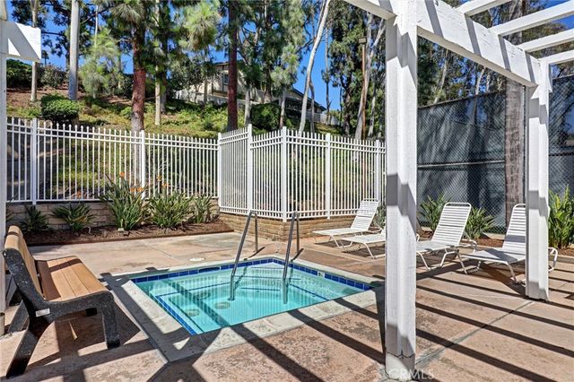 904 S Ridgecrest Circle, Anaheim, CA 92807