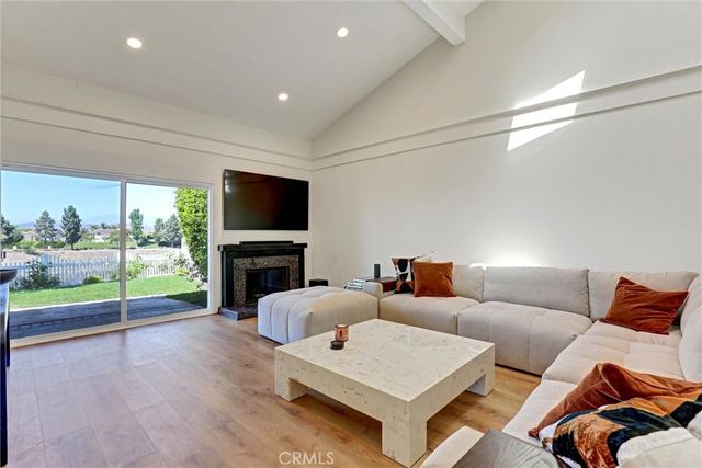 904 S Ridgecrest Circle, Anaheim, CA 92807