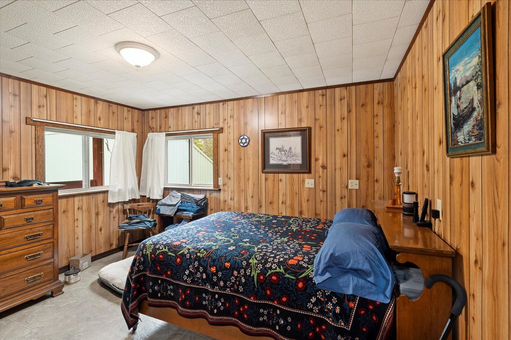 Image 18 of property listing at 90 Ocallahan Lane, Trout Creek, MT 59874