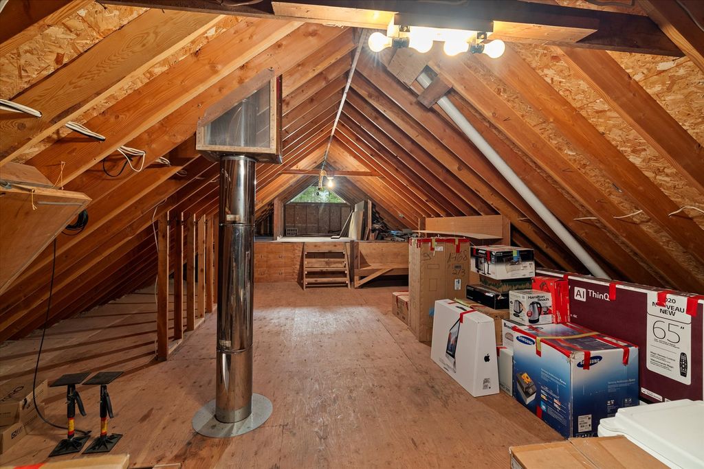 Image 26 of property listing at 90 Ocallahan Lane, Trout Creek, MT 59874