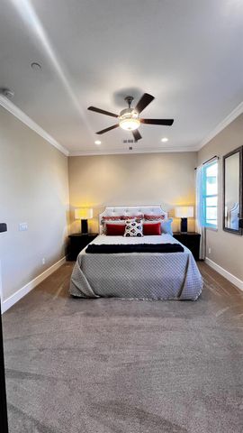 1034 Meadowlands Dr, Oakdale, CA 95361