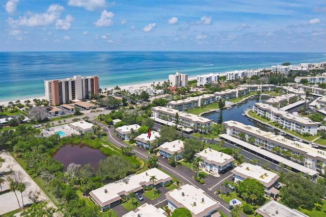 527 SUTTON PLACE, Longboat Key, FL 34228