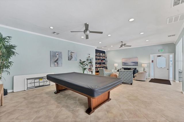 527 SUTTON PLACE, Longboat Key, FL 34228