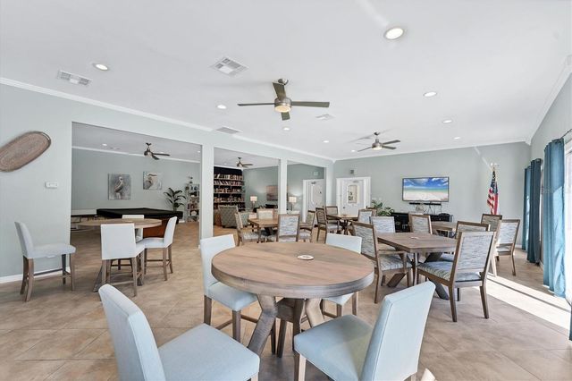 527 SUTTON PLACE, Longboat Key, FL 34228