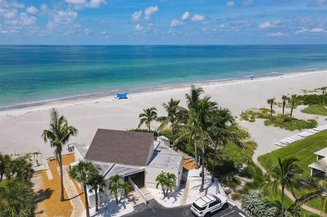 527 SUTTON PLACE, Longboat Key, FL 34228