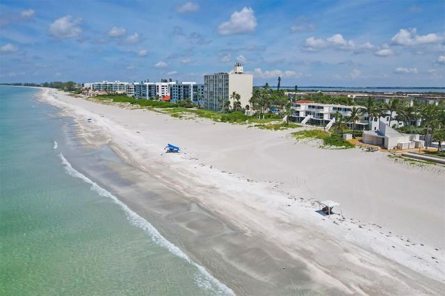 527 SUTTON PLACE, Longboat Key, FL 34228