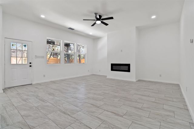 116 Crazy Cross RD, Wimberley, TX 78676