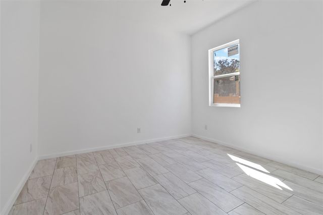 116 Crazy Cross RD, Wimberley, TX 78676