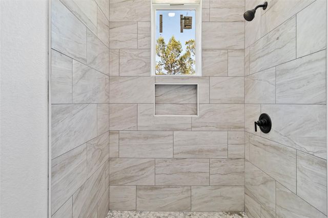 116 Crazy Cross RD, Wimberley, TX 78676