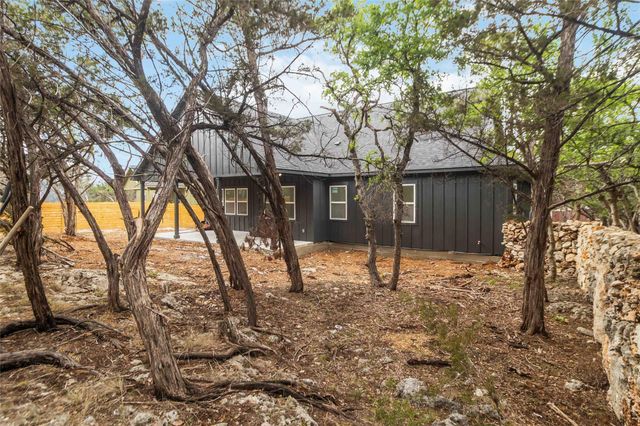 116 Crazy Cross RD, Wimberley, TX 78676